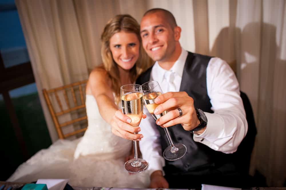 Cómo tomar alcohol el día de tu boda y no morir en el intento